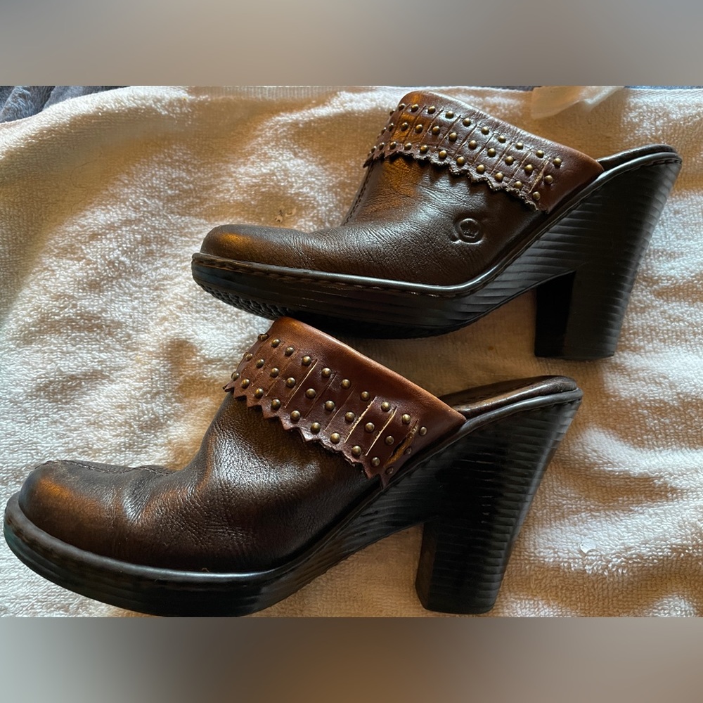 Born Shoes with Heels sz 6